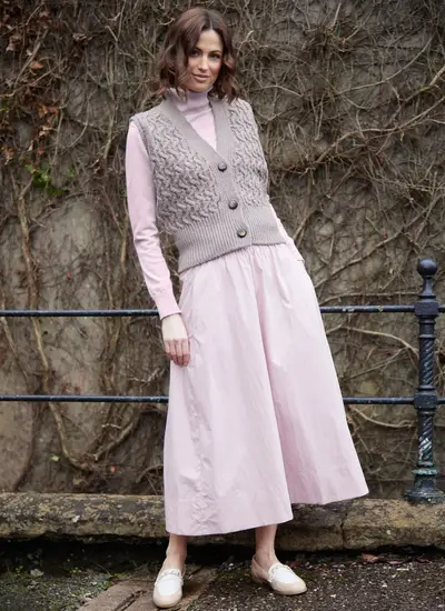 Cashmere Wool Aran Waistcoat in Taupe